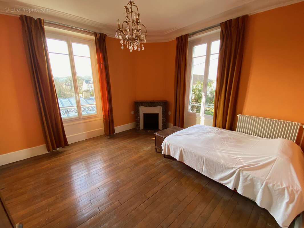 Maison à L&#039;ISLE-ADAM