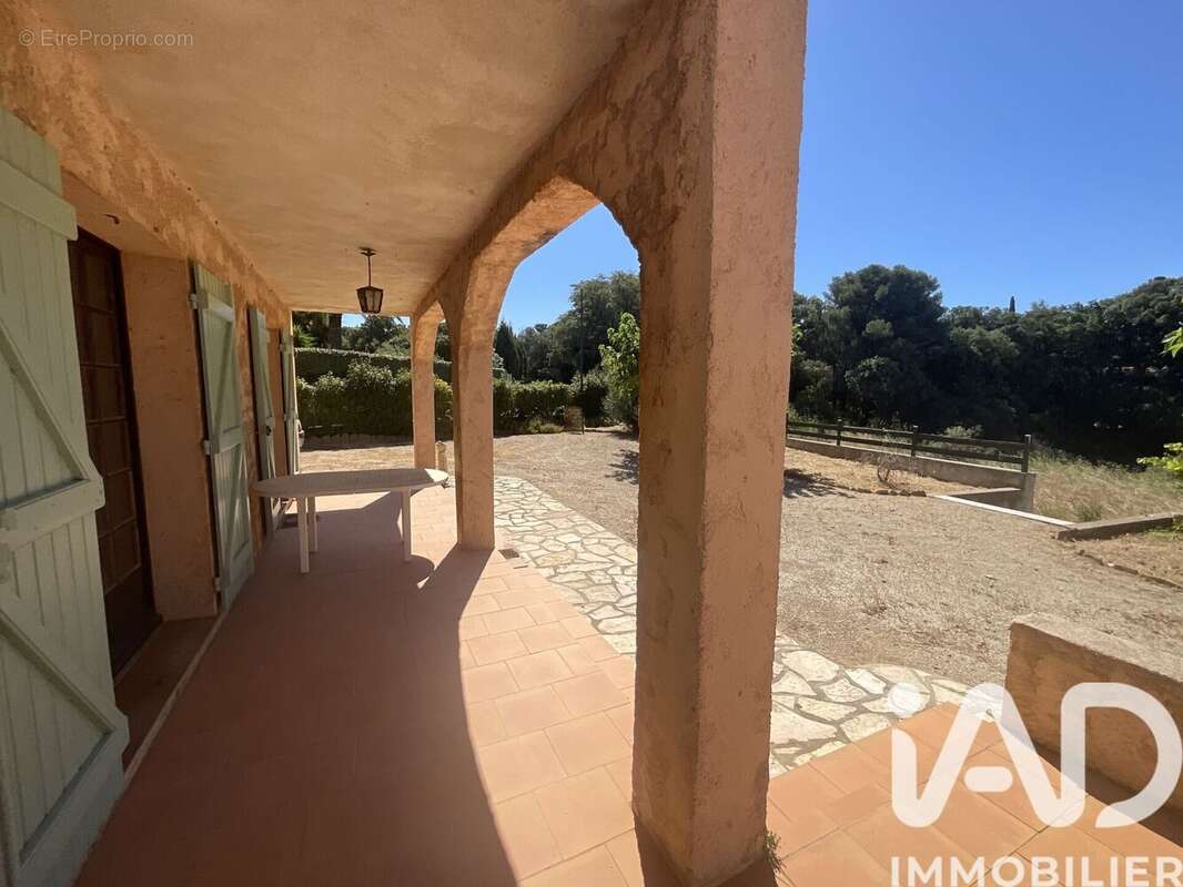 Photo 9 - Maison à SIX-FOURS-LES-PLAGES