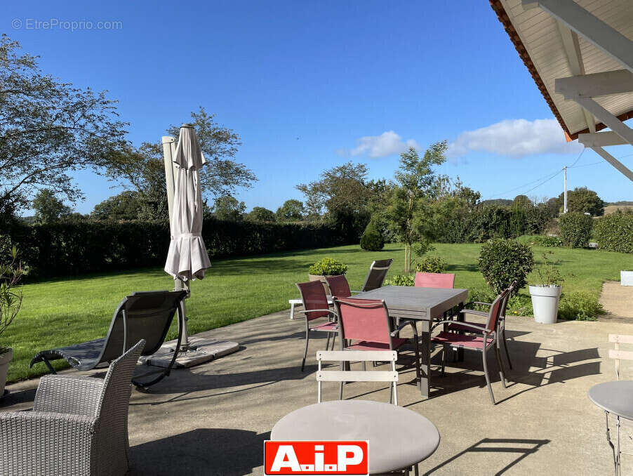 Maison à SAINT-MESMIN