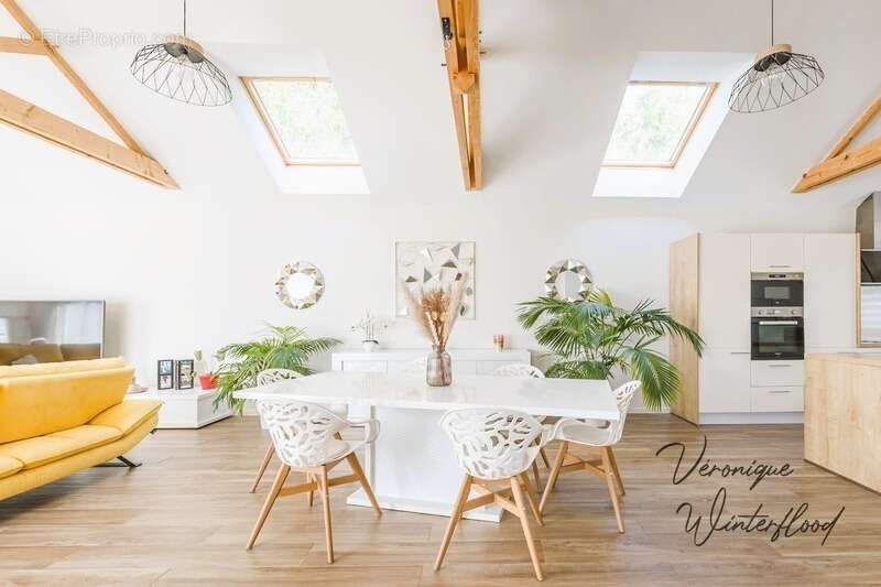 Maison à GROSSOEUVRE