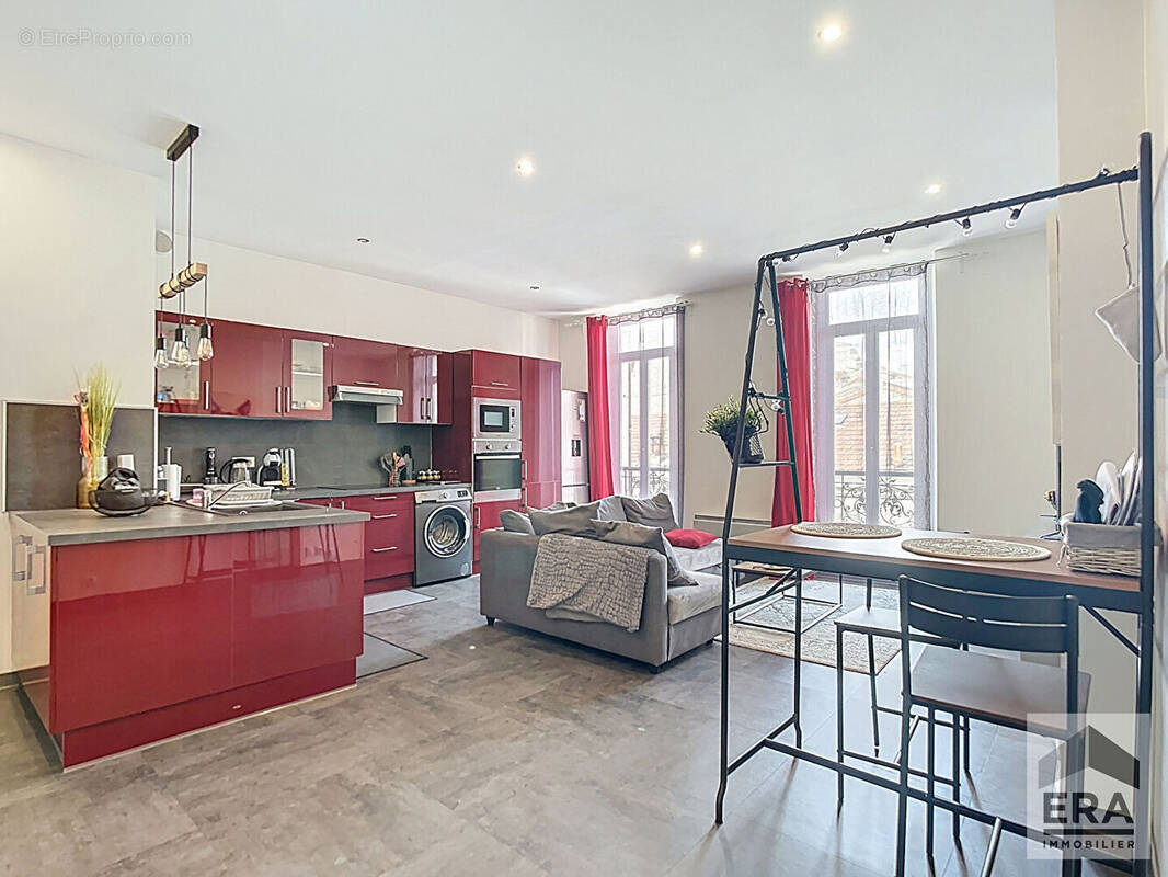 Appartement à MARSEILLE-8E