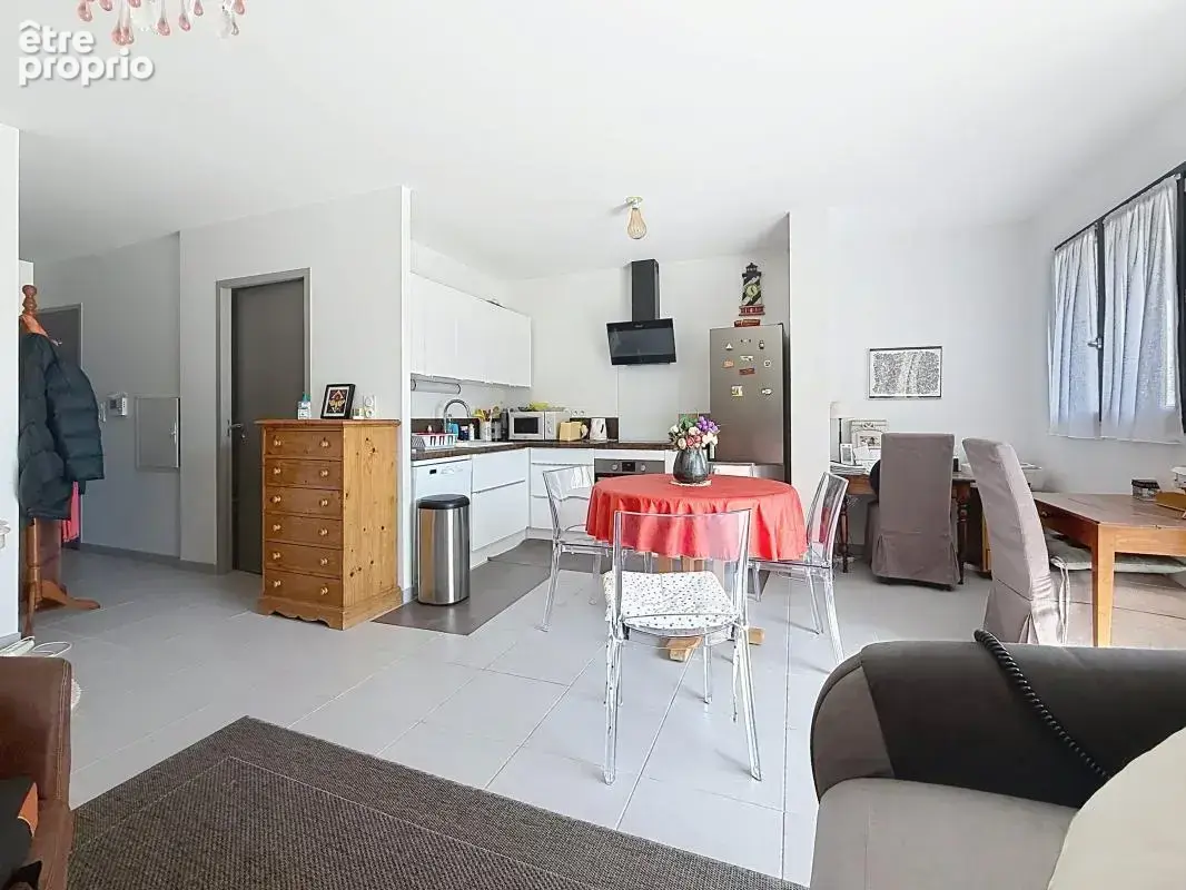 Appartement À Vendre - photo 3