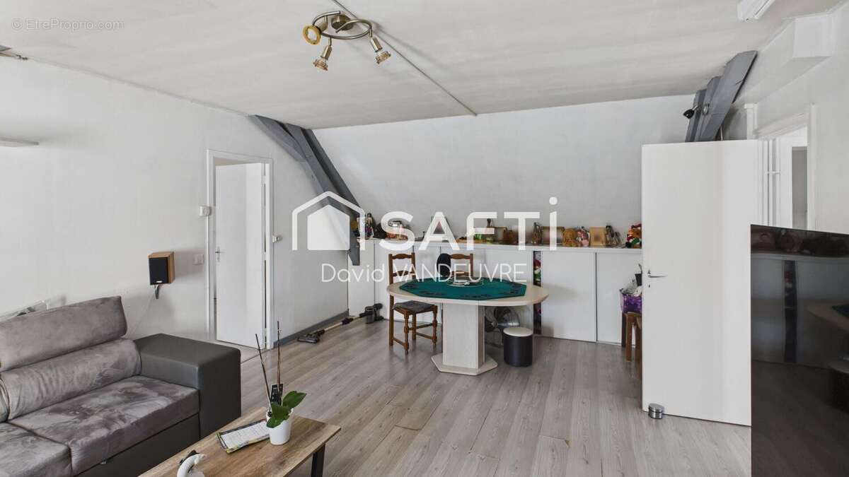 Commerce 189 m² à La Chatre  - photo 5