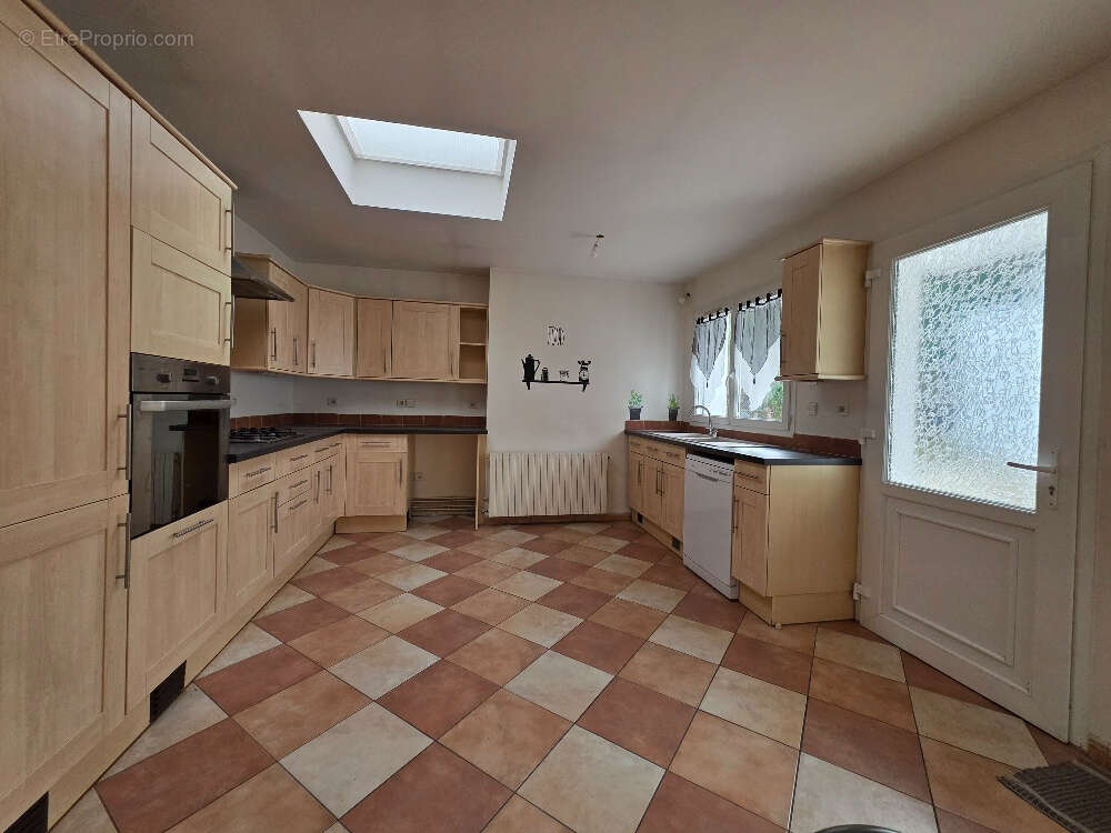 Maison à FONTAINE-LA-MALLET