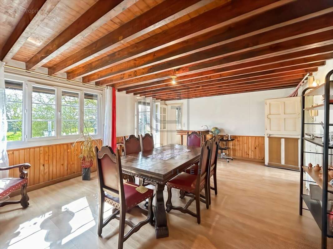 Maison à CONCHES-EN-OUCHE