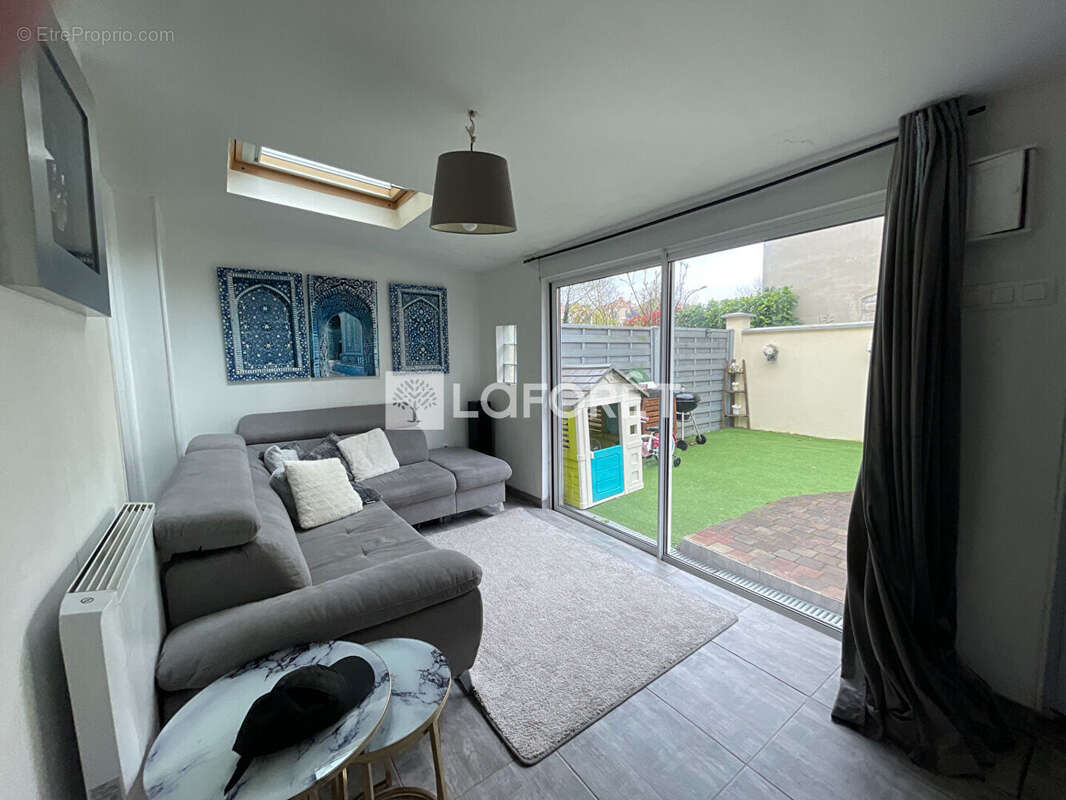 Maison à CONFLANS-SAINTE-HONORINE