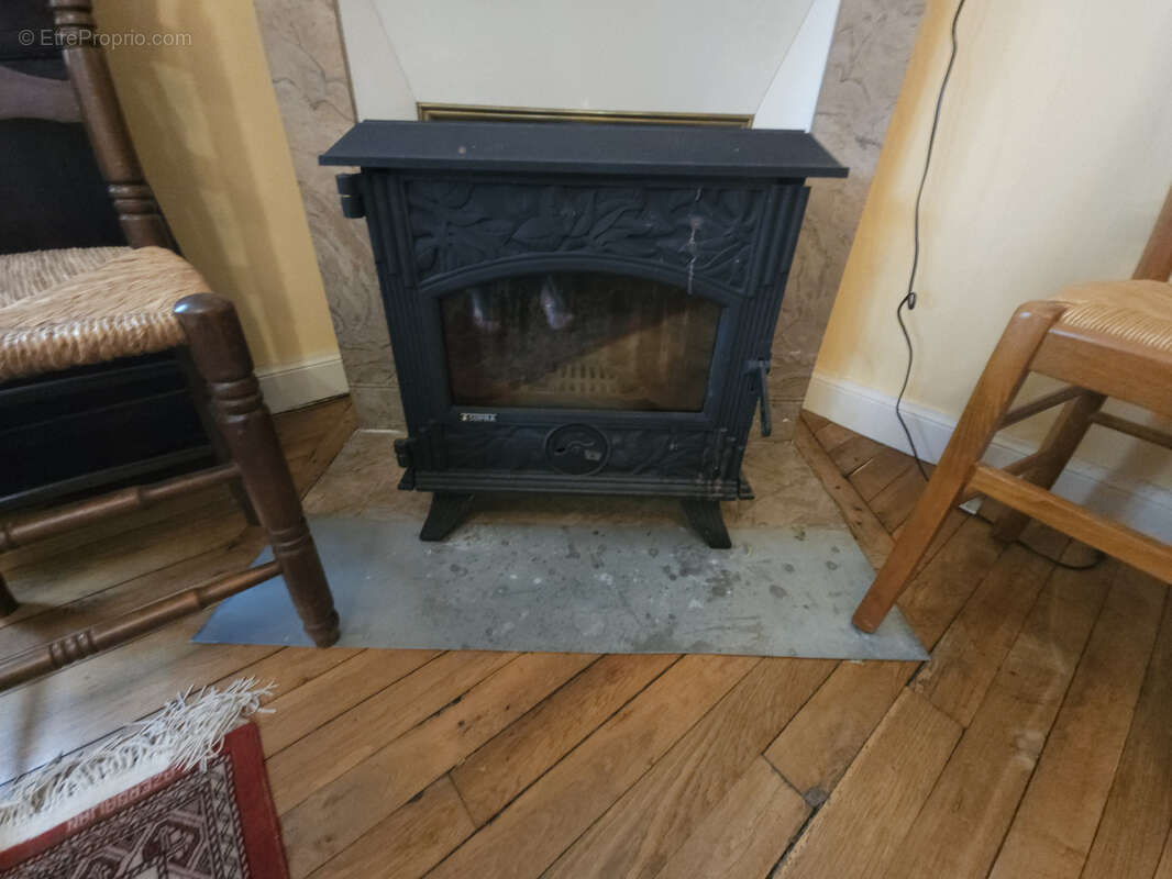 Maison à SAINT-GERMAIN-LES-BELLES