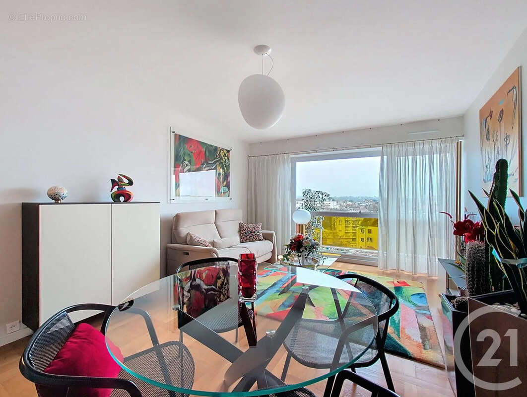 Appartement à MELUN