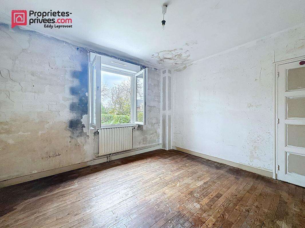 Maison à JUVIGNY-LE-TERTRE