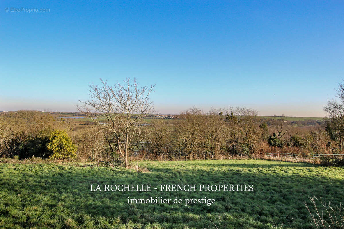 Maison à FONTENAY-LE-COMTE