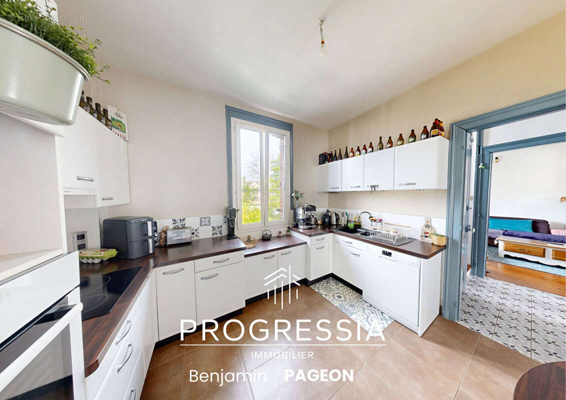 Maison à MONTIVILLIERS