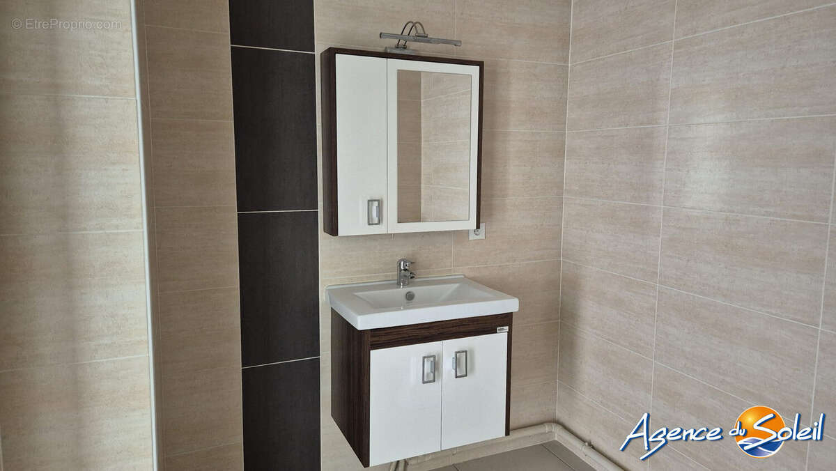 Appartement à SAINT-LAURENT-DE-LA-SALANQUE