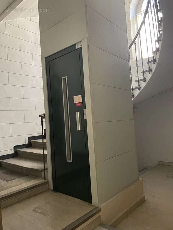 Appartement à LUNEL