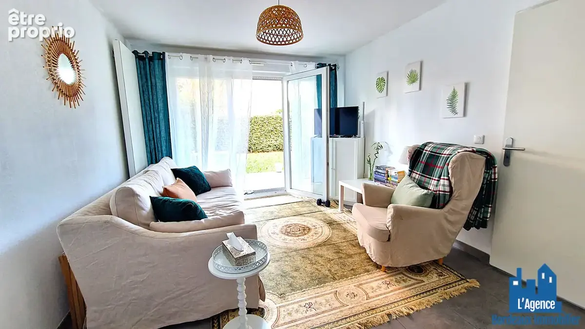 Exclusivite ! eysines - la lesque/montalieu - appartement t2 de 40m² - rdj - terrasse 6.50m² - parking !! sébastien baudot o6 18 - photo 2