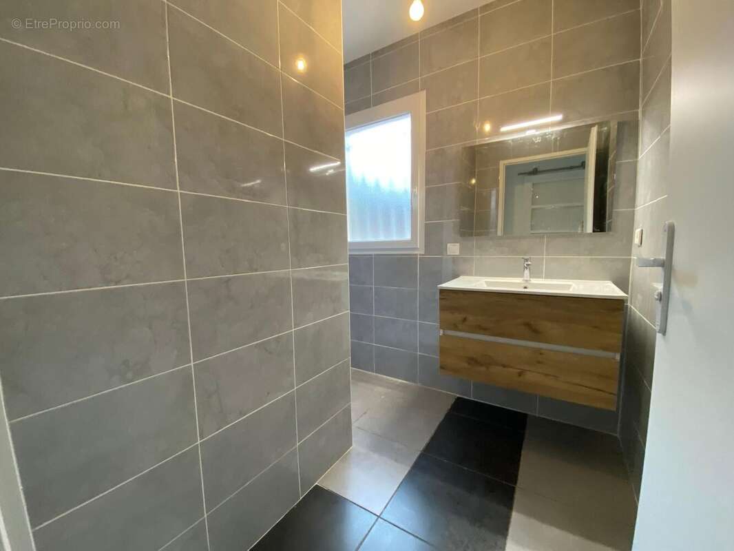 Photo 5 - Maison à SAINT-PIERRE-DU-MONT