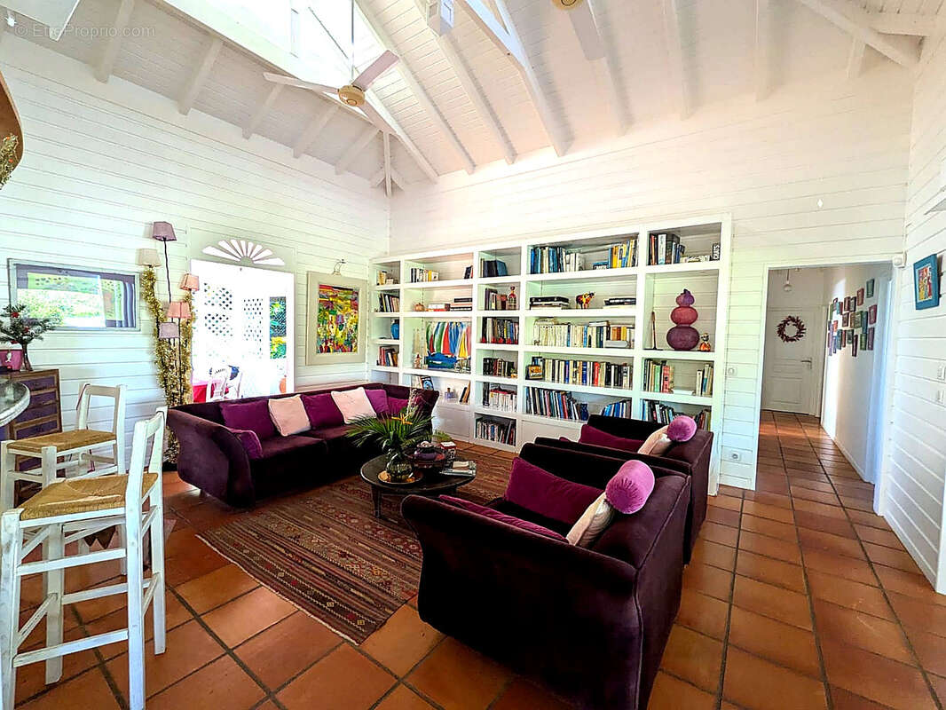 Maison à LE GOSIER