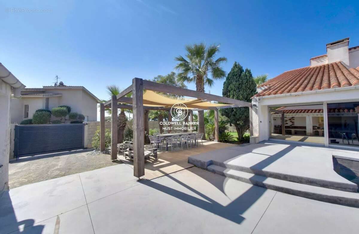 Maison à CANET-EN-ROUSSILLON