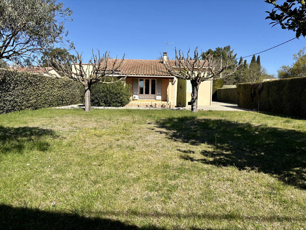 EXCLUSIVITE Maison de plain pied, 95 m2, 3 chambres, sur terrain de 1127 m2 - photo 10