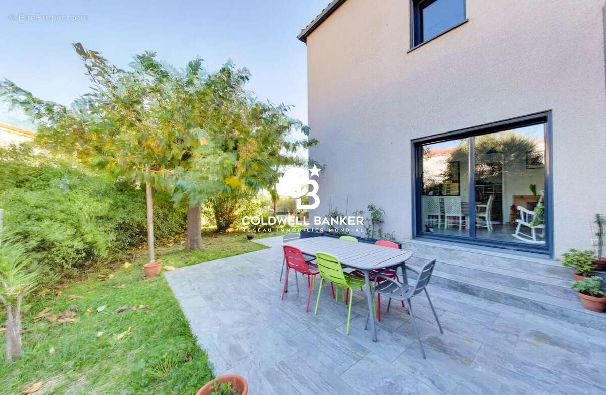 Maison à SAINT-CYPRIEN