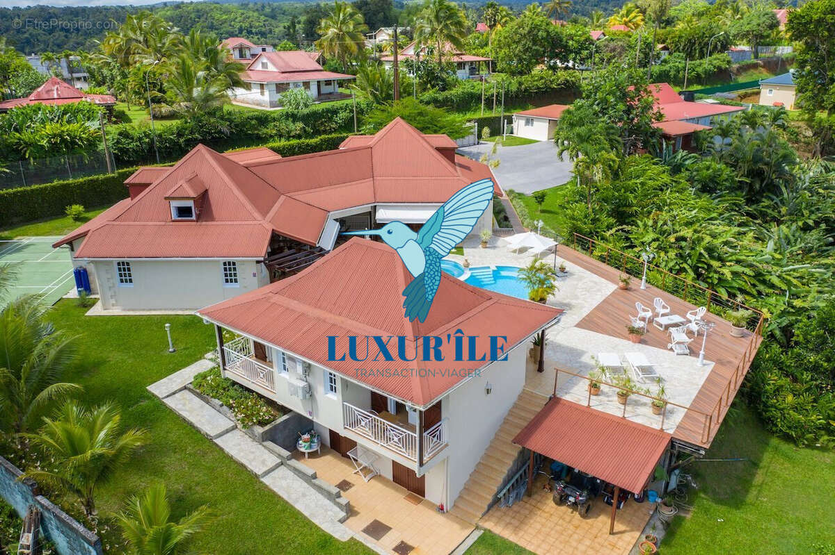 Maison à PETIT-BOURG