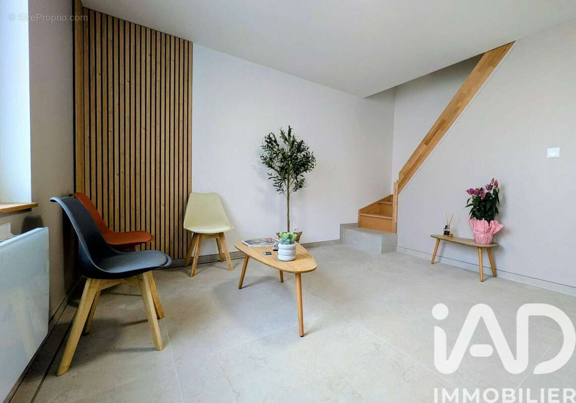 Photo 2 - Maison à ESCAUDAIN