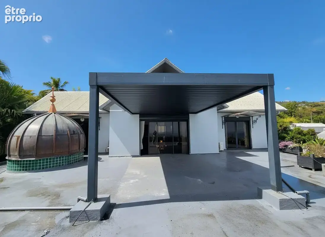 Maison 265 m² à Saint-Paul  - photo 8