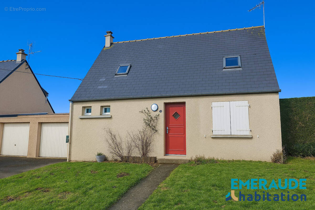 Maison à DOL-DE-BRETAGNE