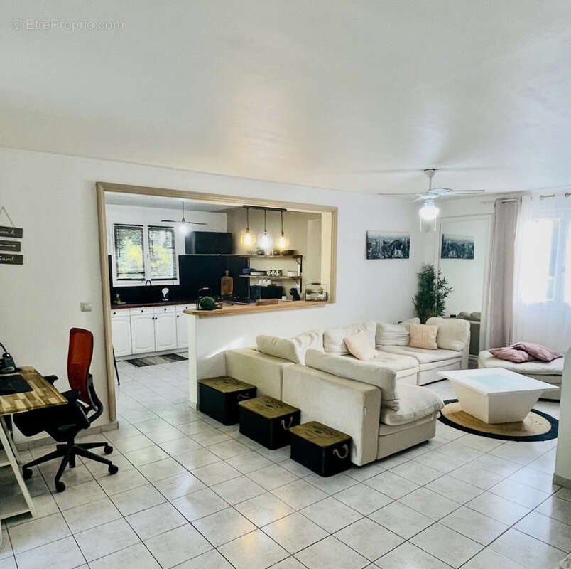 Maison à PETIT-BOURG