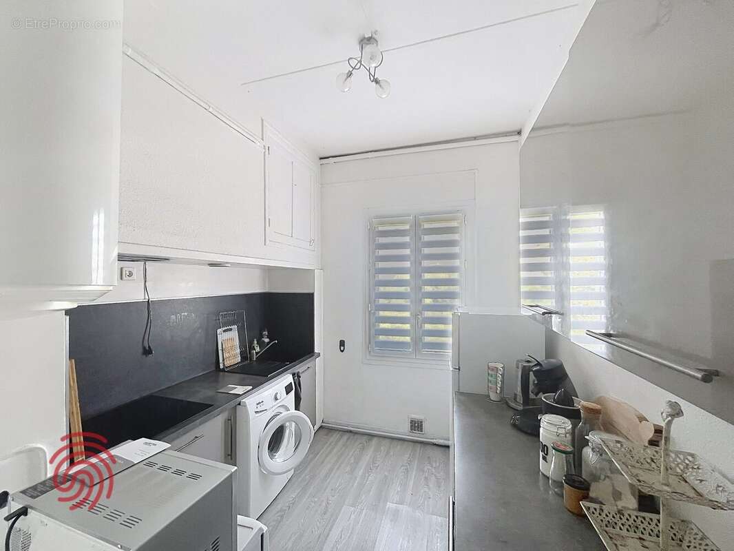 Béziers, proche du centre-ville  T3 lumineux de 70 m² avec climatisation et cave - photo 3