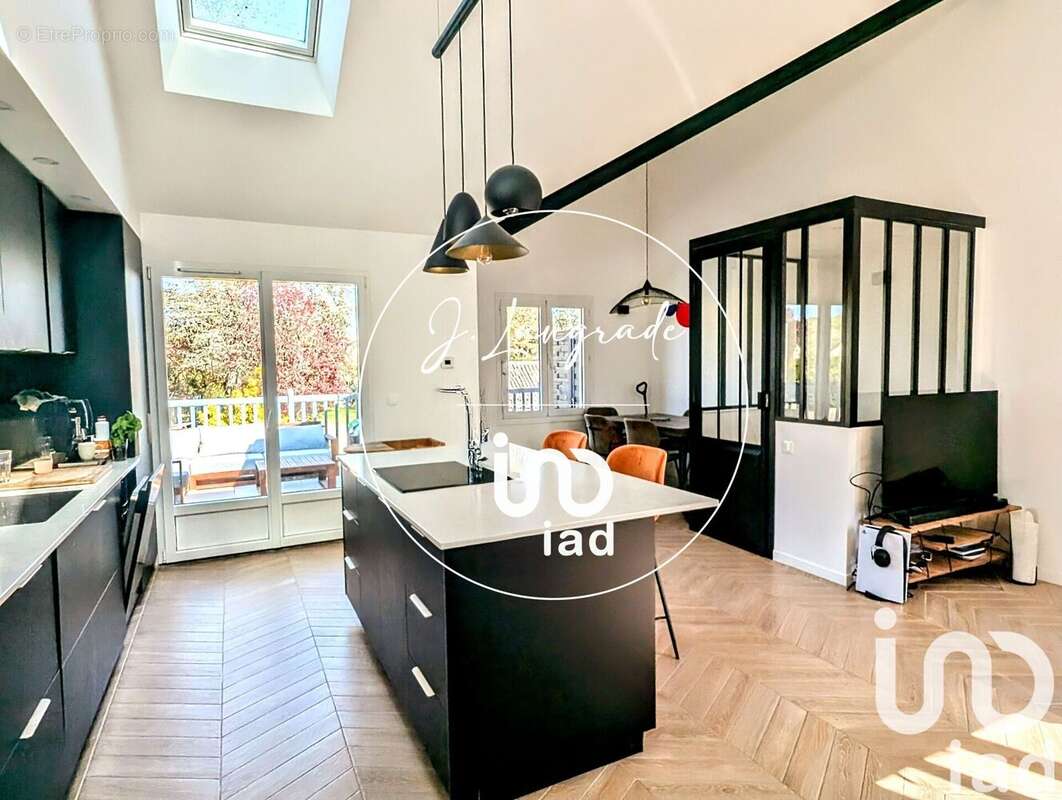 Photo 2 - Maison à AUVERS-SUR-OISE