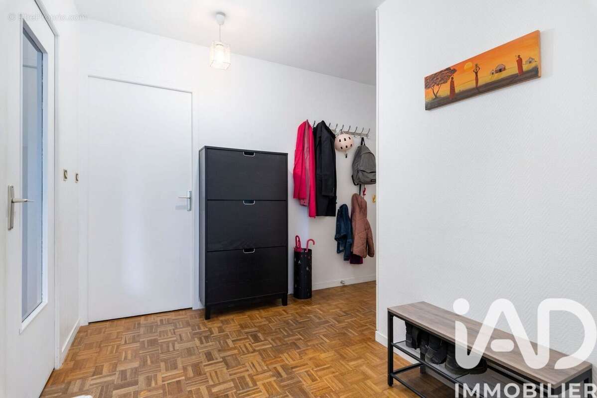 Photo 7 - Appartement à VILLEURBANNE