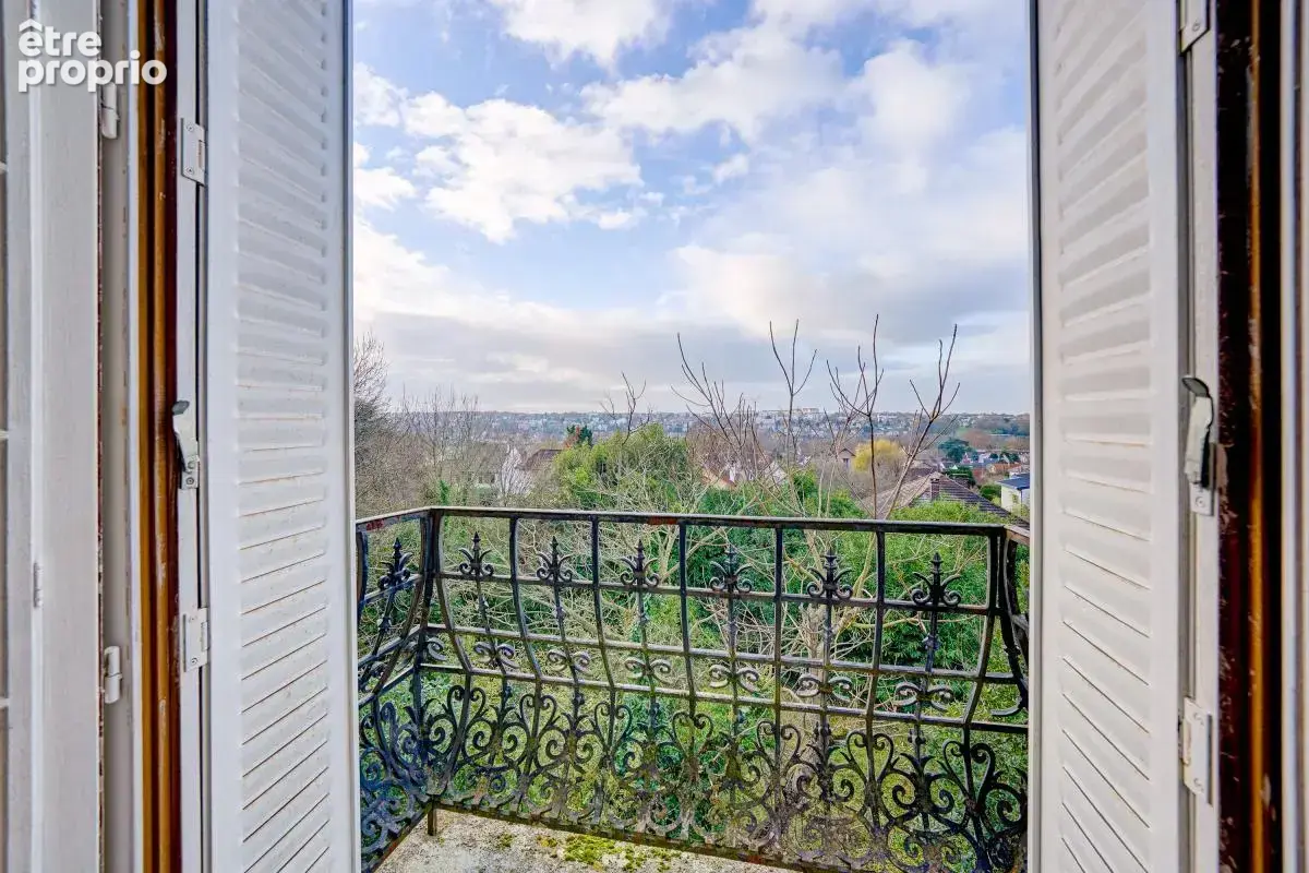 Meulière de 1920 – 153 m² habitable – 5 Chambres - Terrain 1 819 m² - photo 12