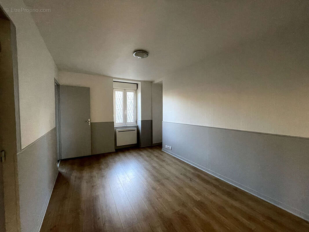 Appartement à ARGENTON-SUR-CREUSE