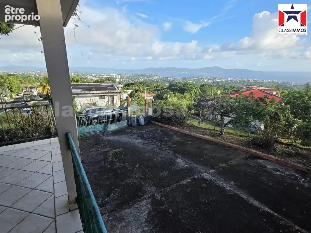 Maison 8 pièces 156 m² à vendre à Fort-De-France (97200) - photo 4