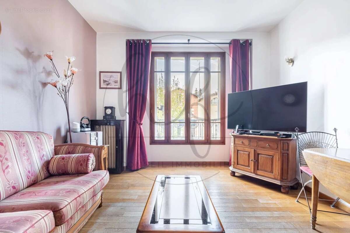 Appartement à ASNIERES-SUR-SEINE