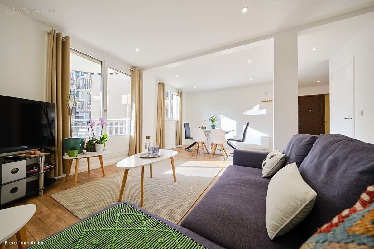 Appartement à MEYTHET