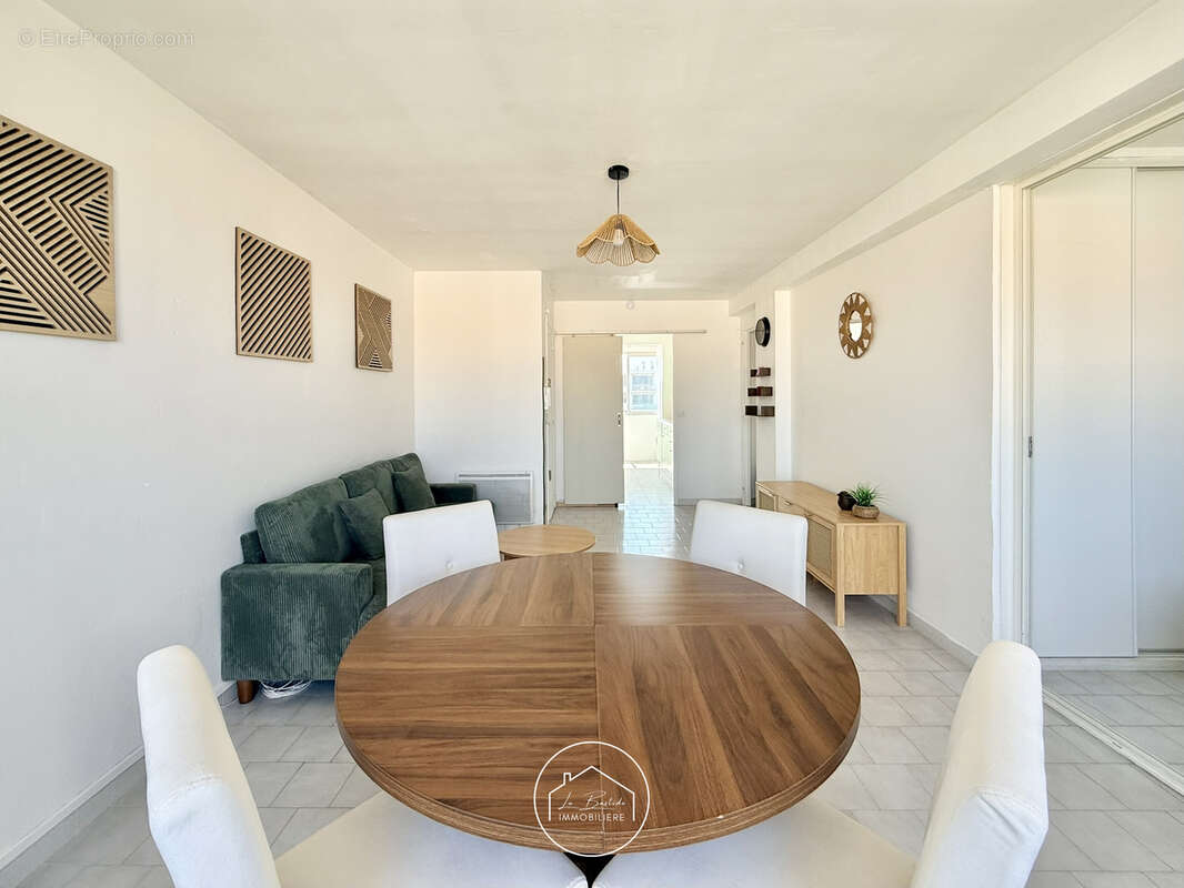 Appartement à MARSEILLE-8E