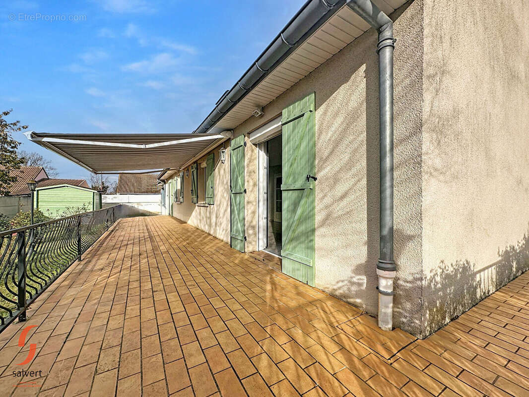 Maison à SAINT-VICTOR