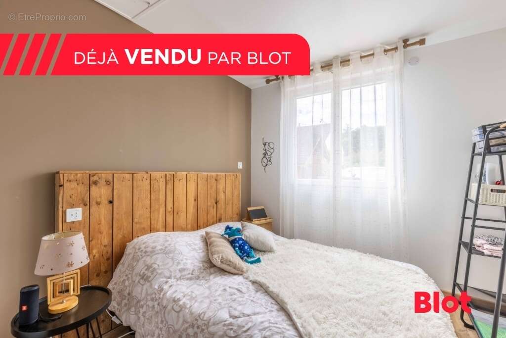 Maison à LA GRAVELLE