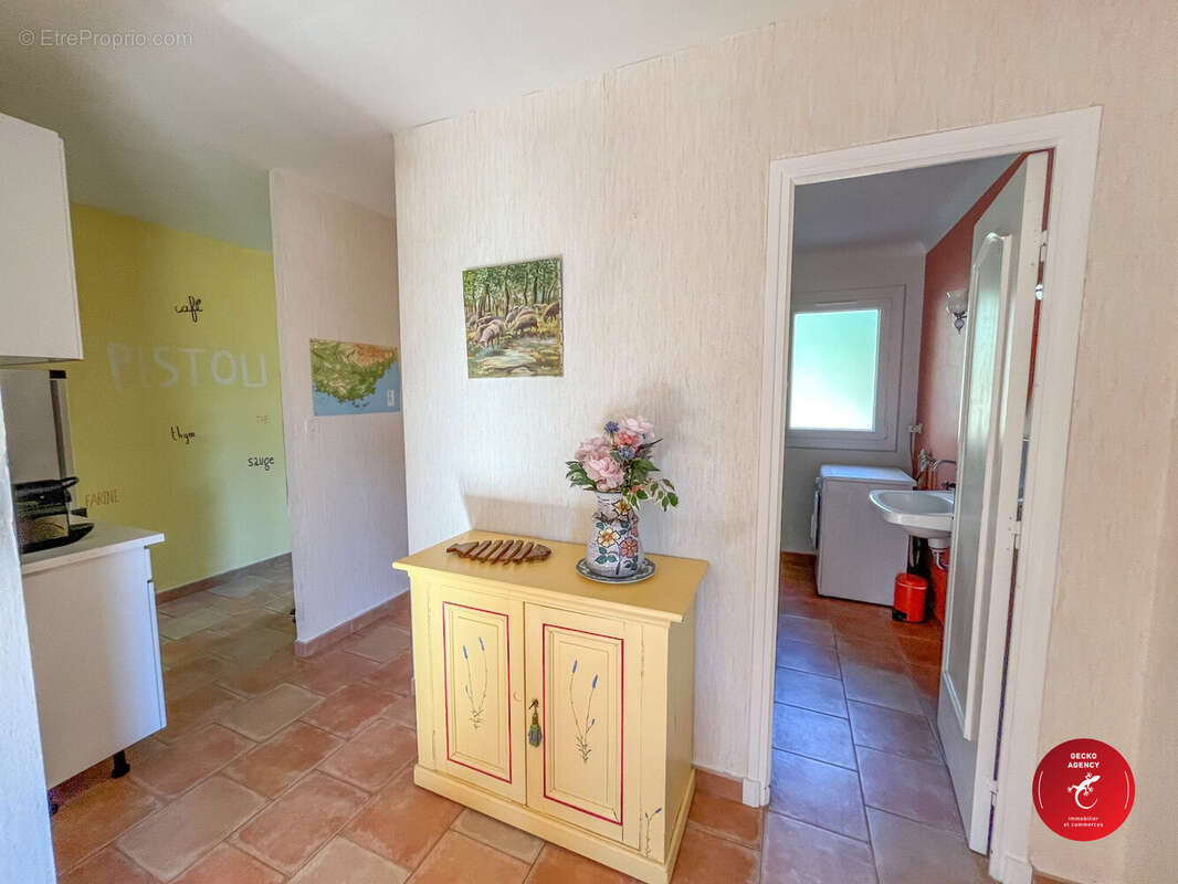 Maison à FIGANIERES