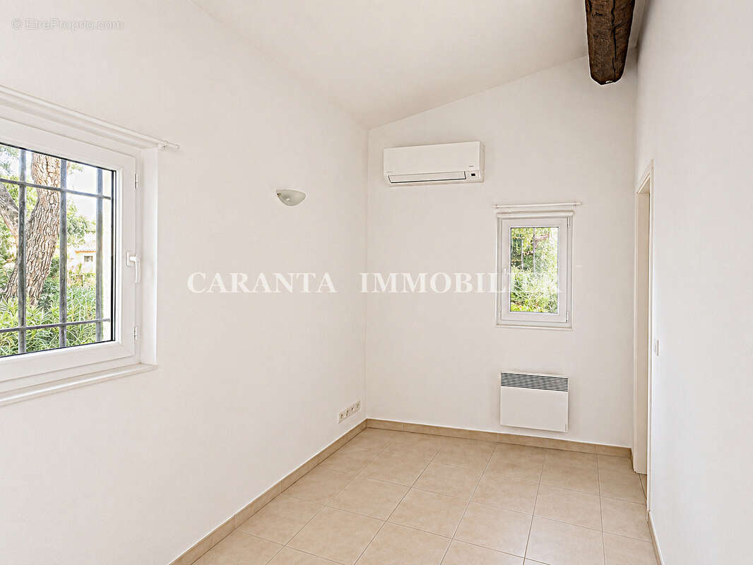 Vente Appartement 2 pièces + Mezzanine à Sainte Maxime - photo 5