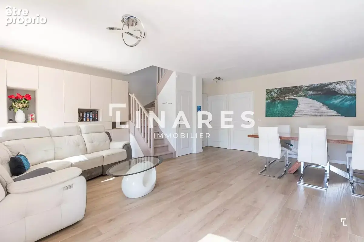 LA PAISIBLE - Maison T4 de 121m2 (dont garage 16m2) - Piscine - Terrain 289m2 - 13011 Marseille - photo 5