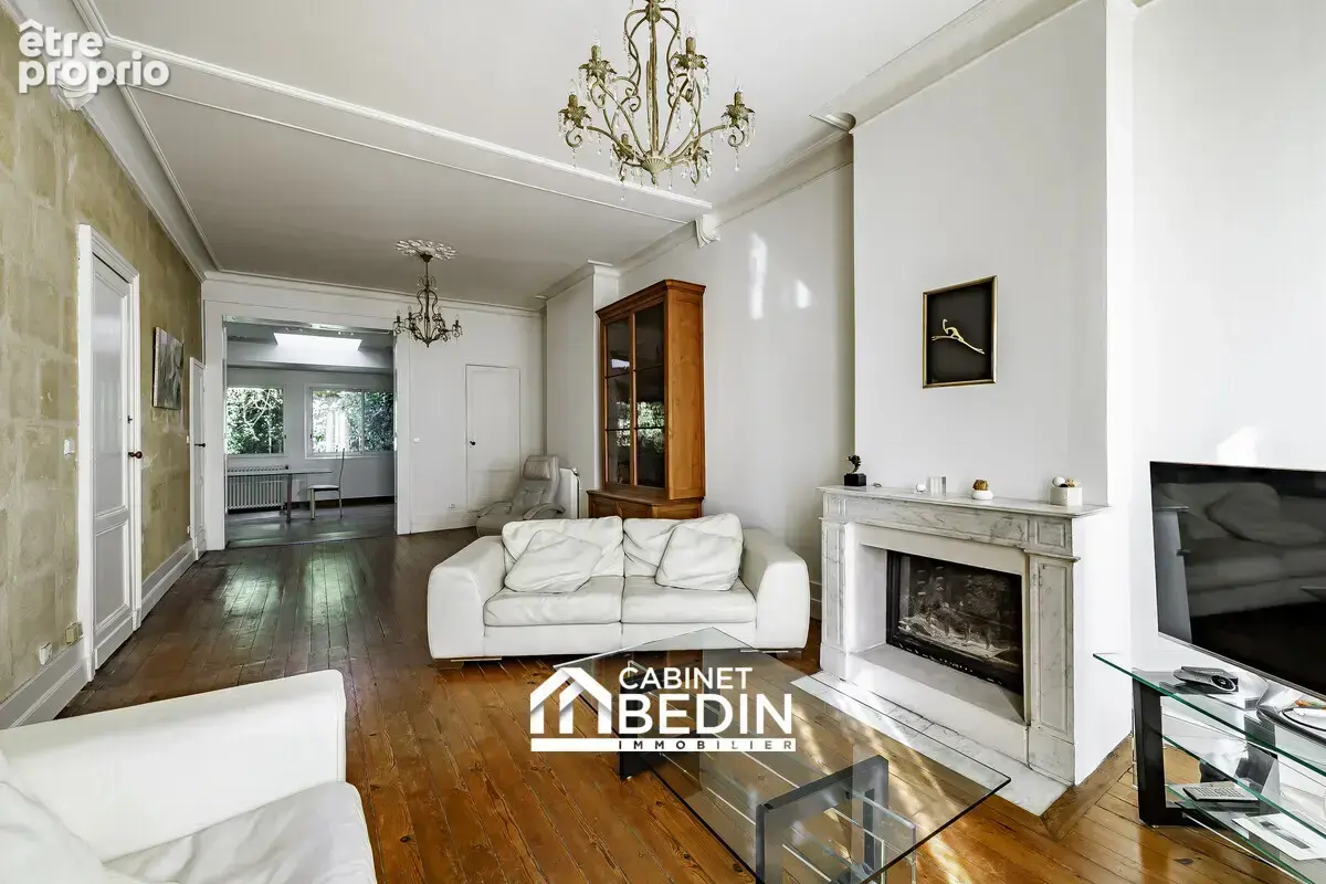 Maison 7 pièces 194 m² à vendre à Bordeaux (33300) - photo 2