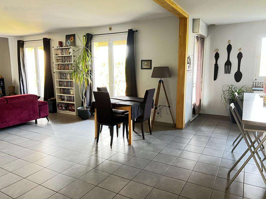 Maison à LA POMMERAIE-SUR-SEVRE