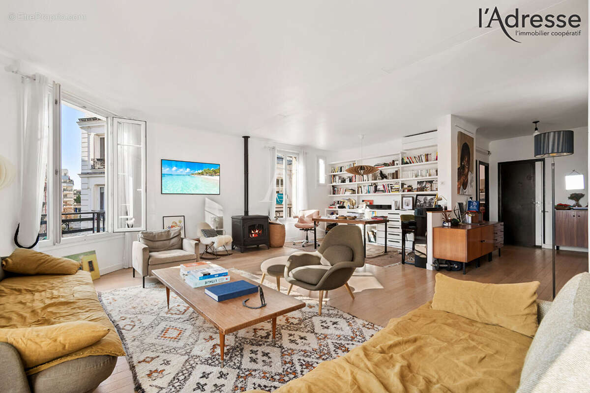 Hypercentre de Suresnes -  Duplex de 173.75m² (122.75m² au sol) - photo 3