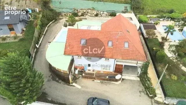 ENTRELACS - Maison de 600m² sur 3 niveaux - photo 11