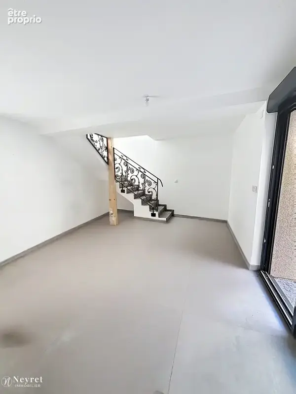 FRANCHEVILLE LE HAUT - Duplex de 74M2 avec 2 terrasses - 2 chambres - photo 3
