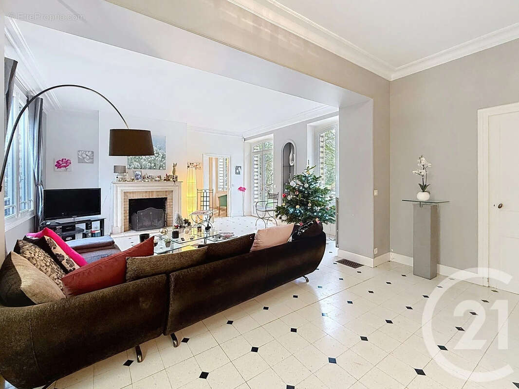 Maison 351 m² à Villiers-Sur-Seine  - photo 4
