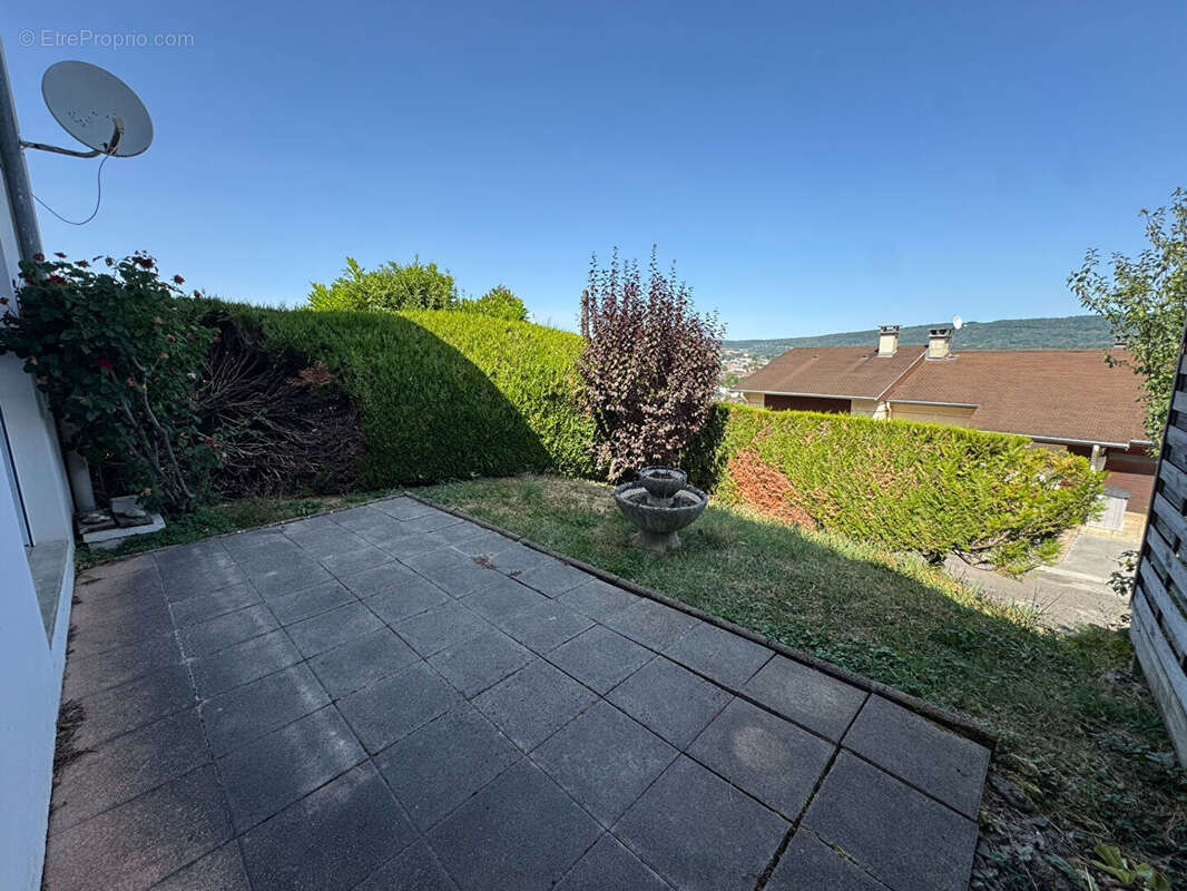 Maison Lons-Le-Saunier / 6 pièces / 3 chambres / 90 m² - photo 8