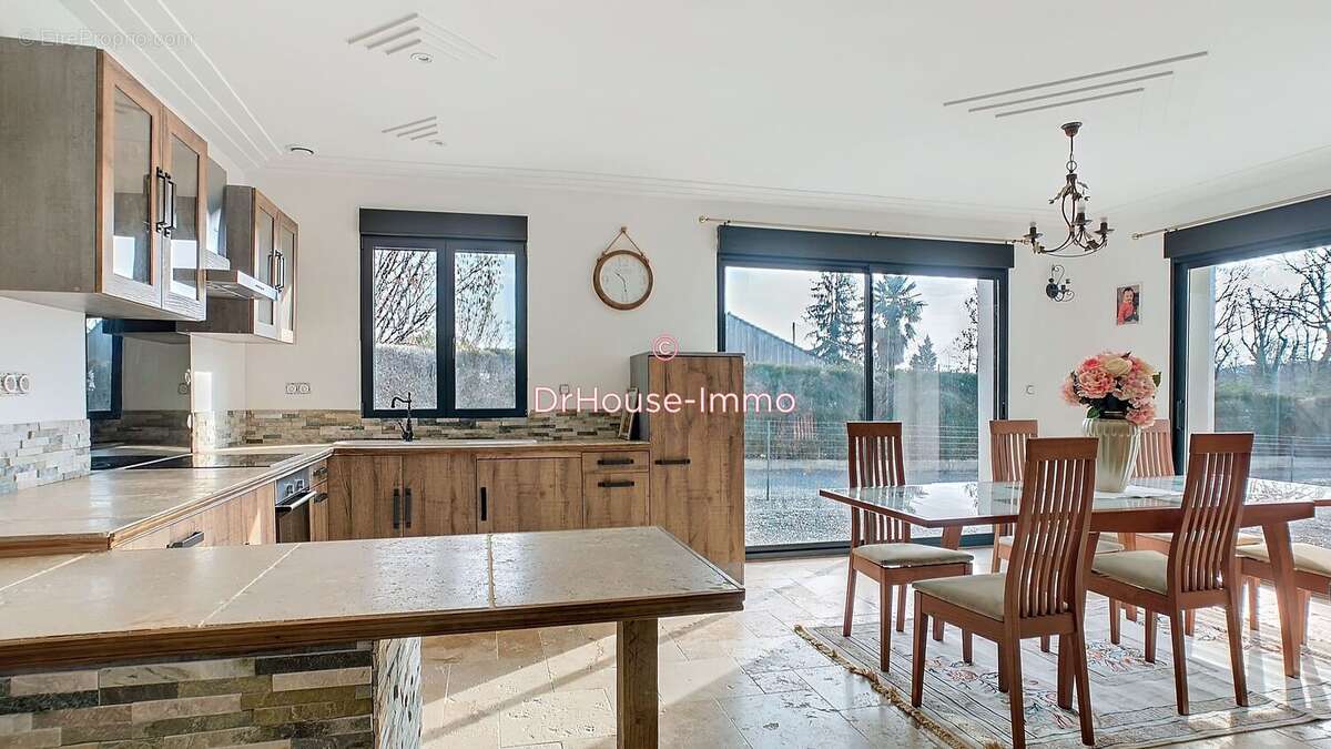 Maison à ANNESSE-ET-BEAULIEU